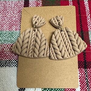 Source Unknown Braided Beige Earrings